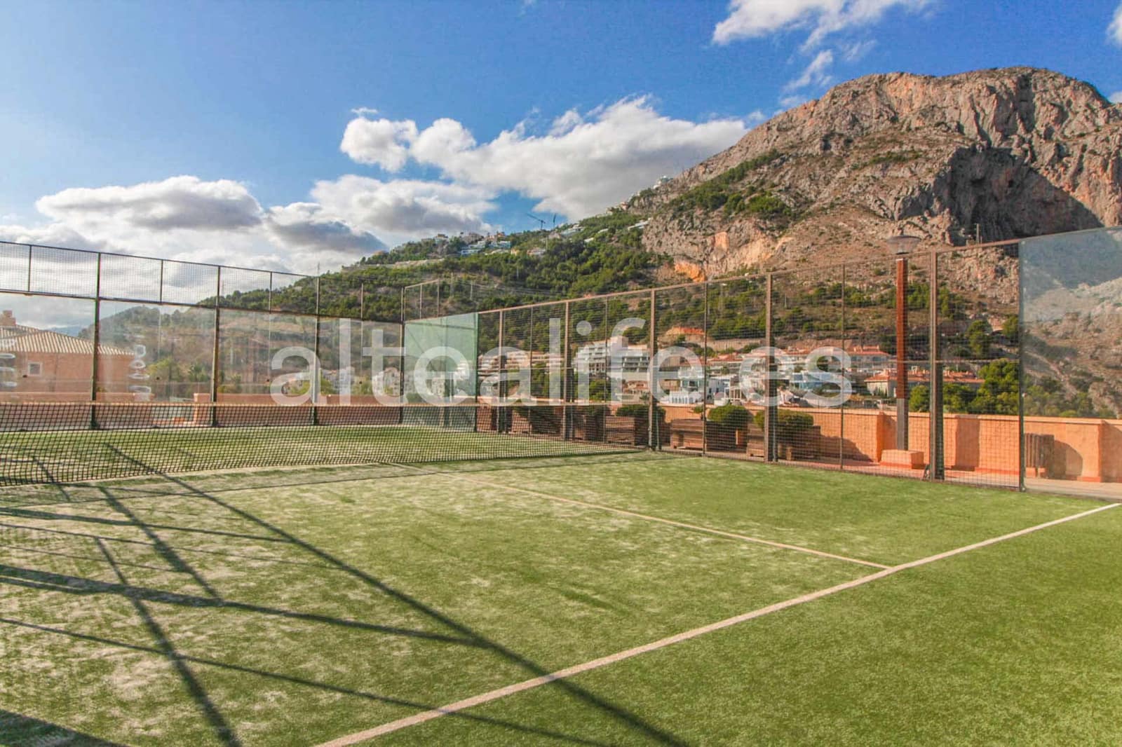 1 bedroom Apartment for rent in Altea with pool garage - € 1,150 (Ref: 9737299)