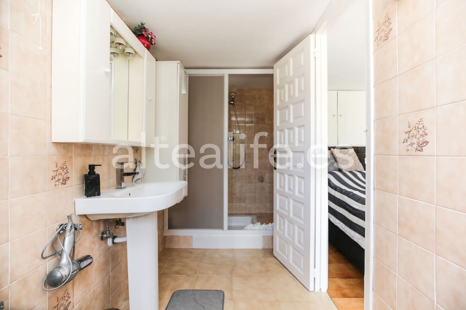 3 sypialnia Willa na sprzedaż w Altea z basenem garażem - 549 000 € (Ref: 9781994)