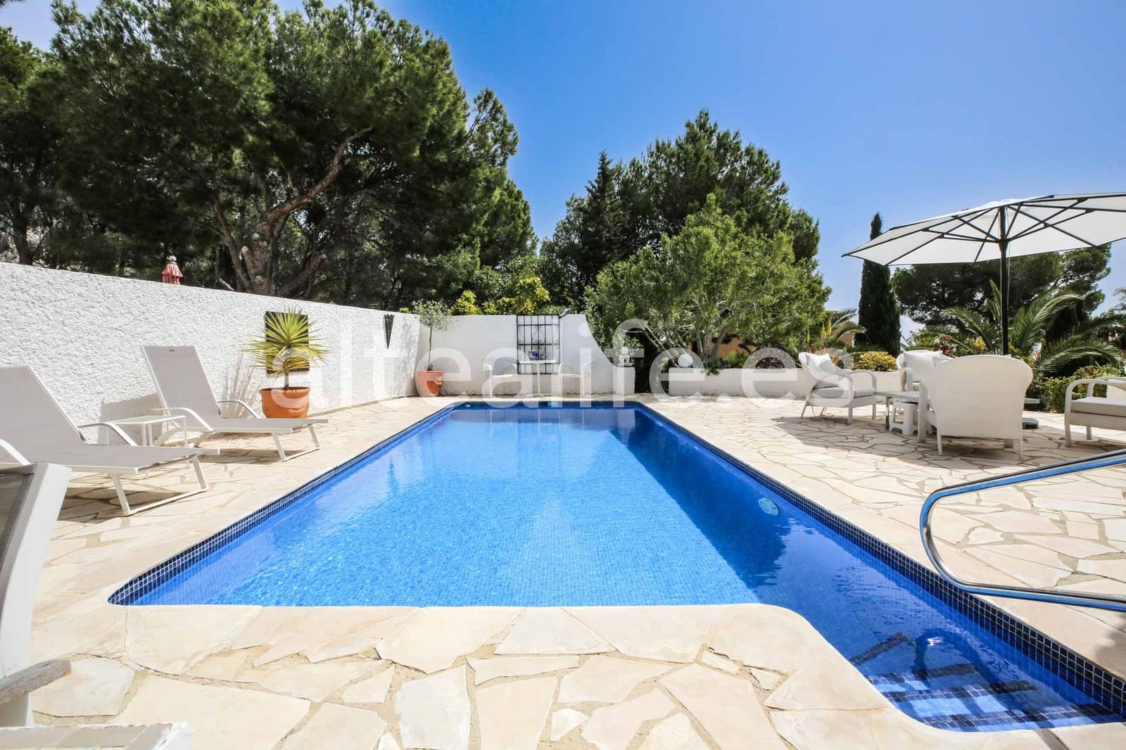 3 sypialnia Willa na sprzedaż w Altea z basenem garażem - 549 000 € (Ref: 9781994)