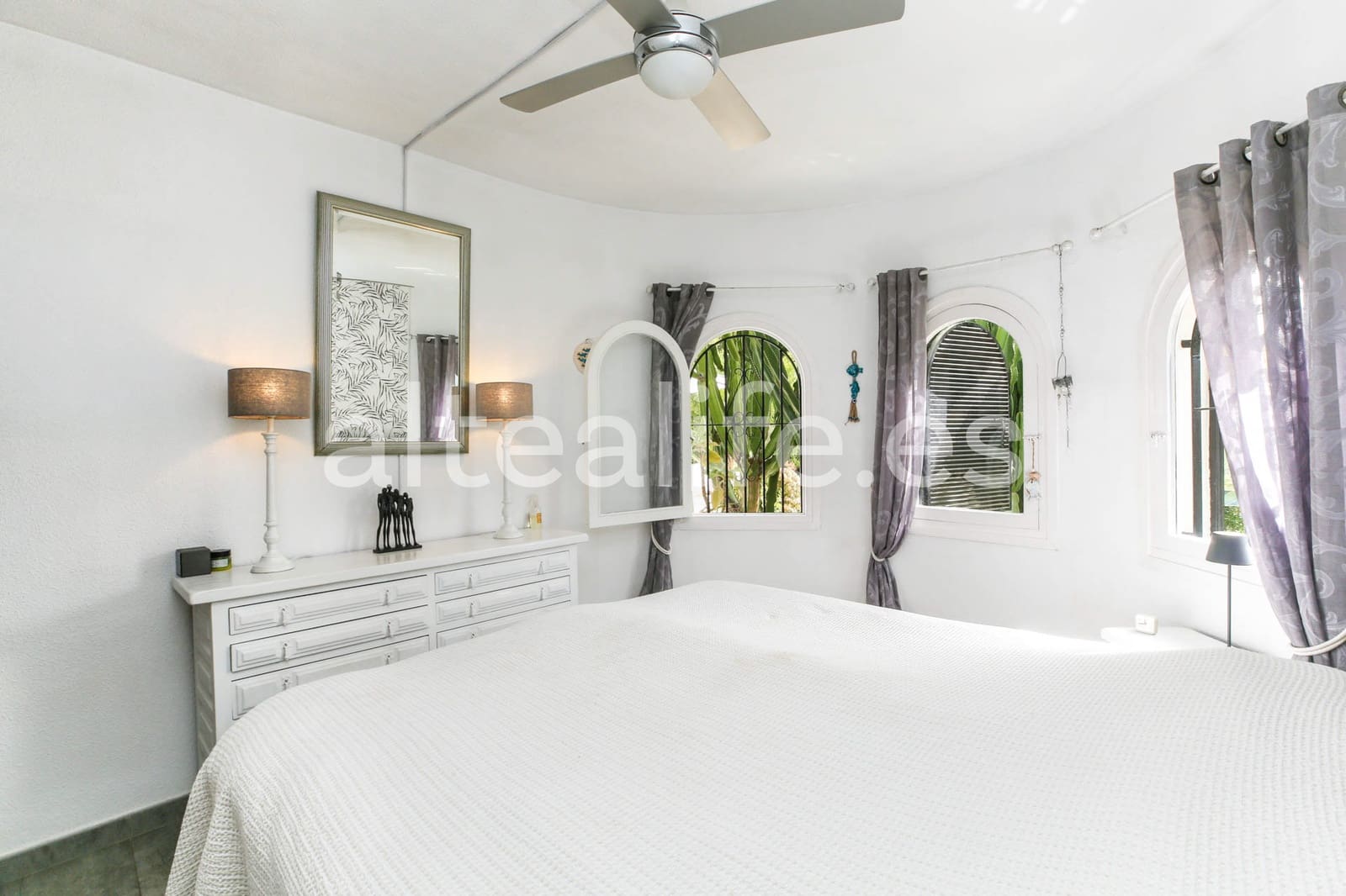 3 sypialnia Willa na sprzedaż w Altea z basenem garażem - 549 000 € (Ref: 9781994)