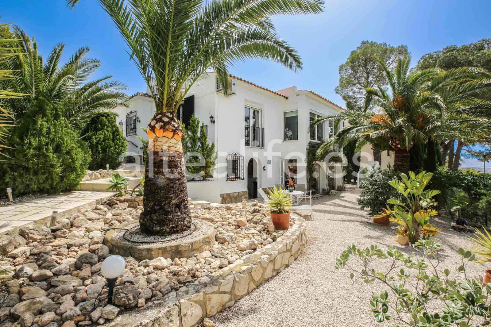 3 sypialnia Willa na sprzedaż w Altea z basenem garażem - 549 000 € (Ref: 9781994)