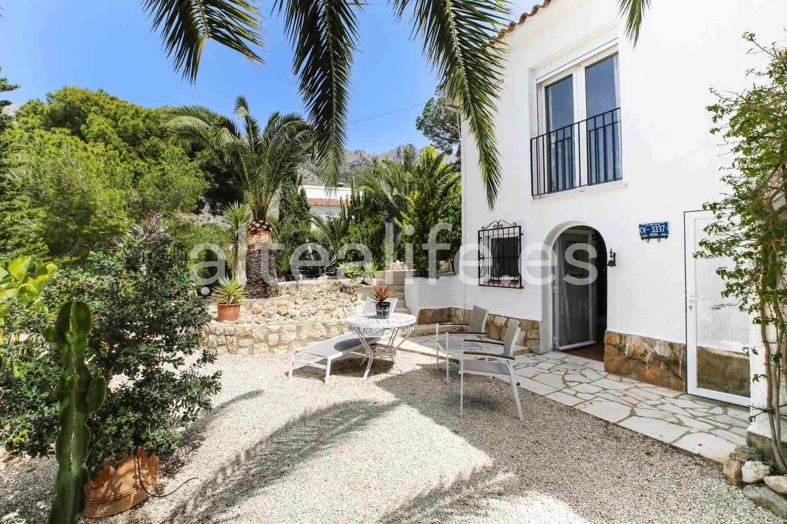 3 sypialnia Willa na sprzedaż w Altea z basenem garażem - 549 000 € (Ref: 9781994)