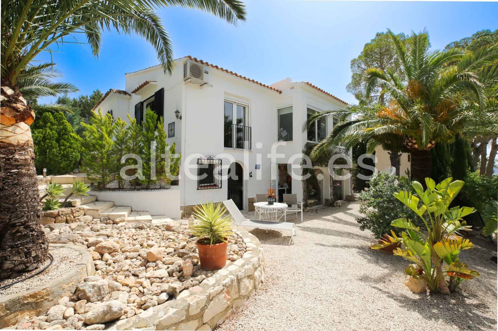 3 sypialnia Willa na sprzedaż w Altea z basenem garażem - 549 000 € (Ref: 9781994)