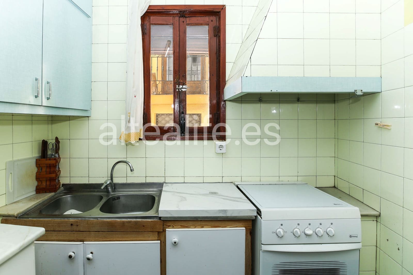 5 soveværelse Byhus til salg i Polop med garage - € 338.000 (Ref: 9793620)