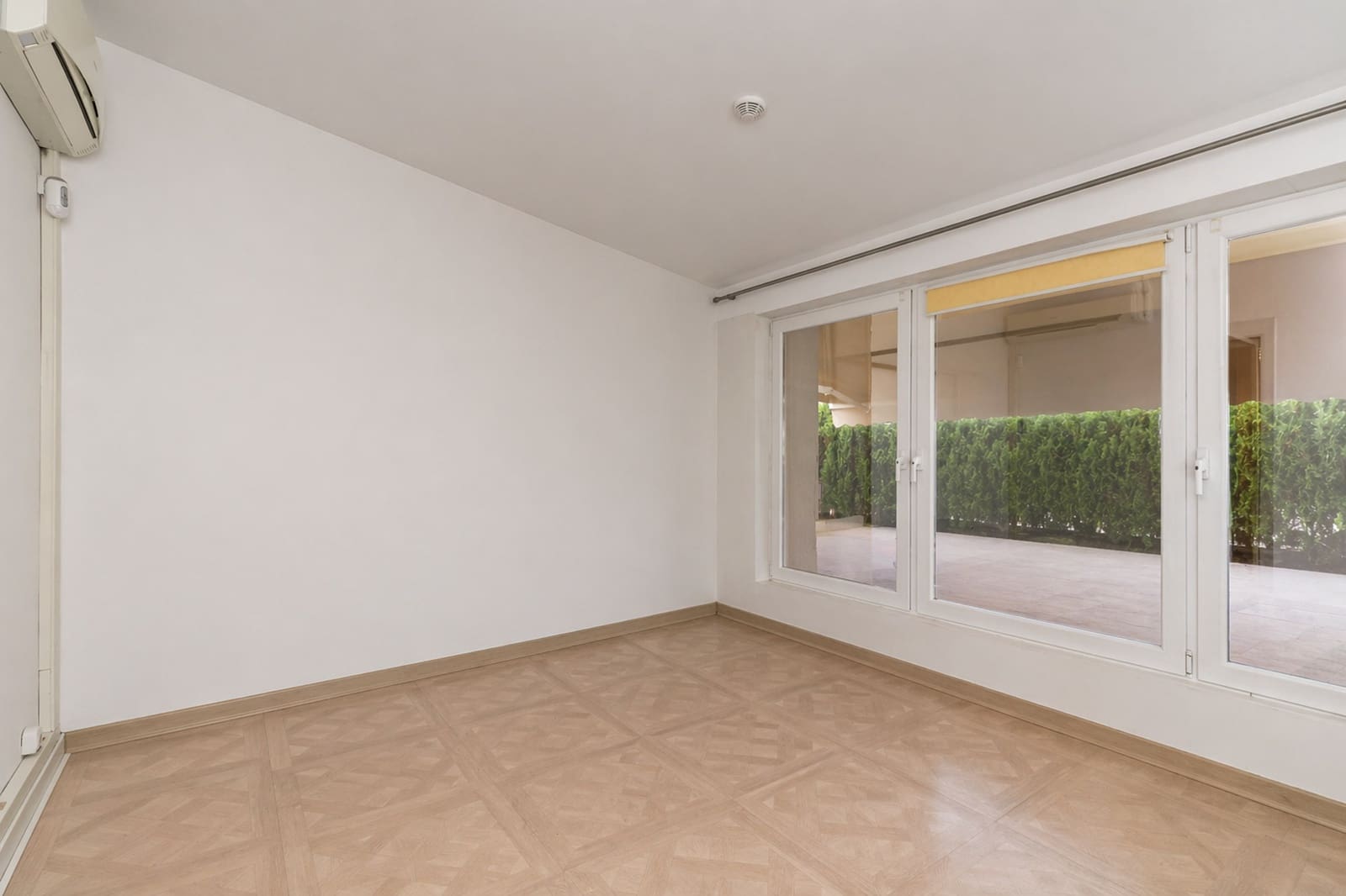 3 sovrum Villa att hyra i La Nucia med pool - 2 500 € (Ref: 9804777)