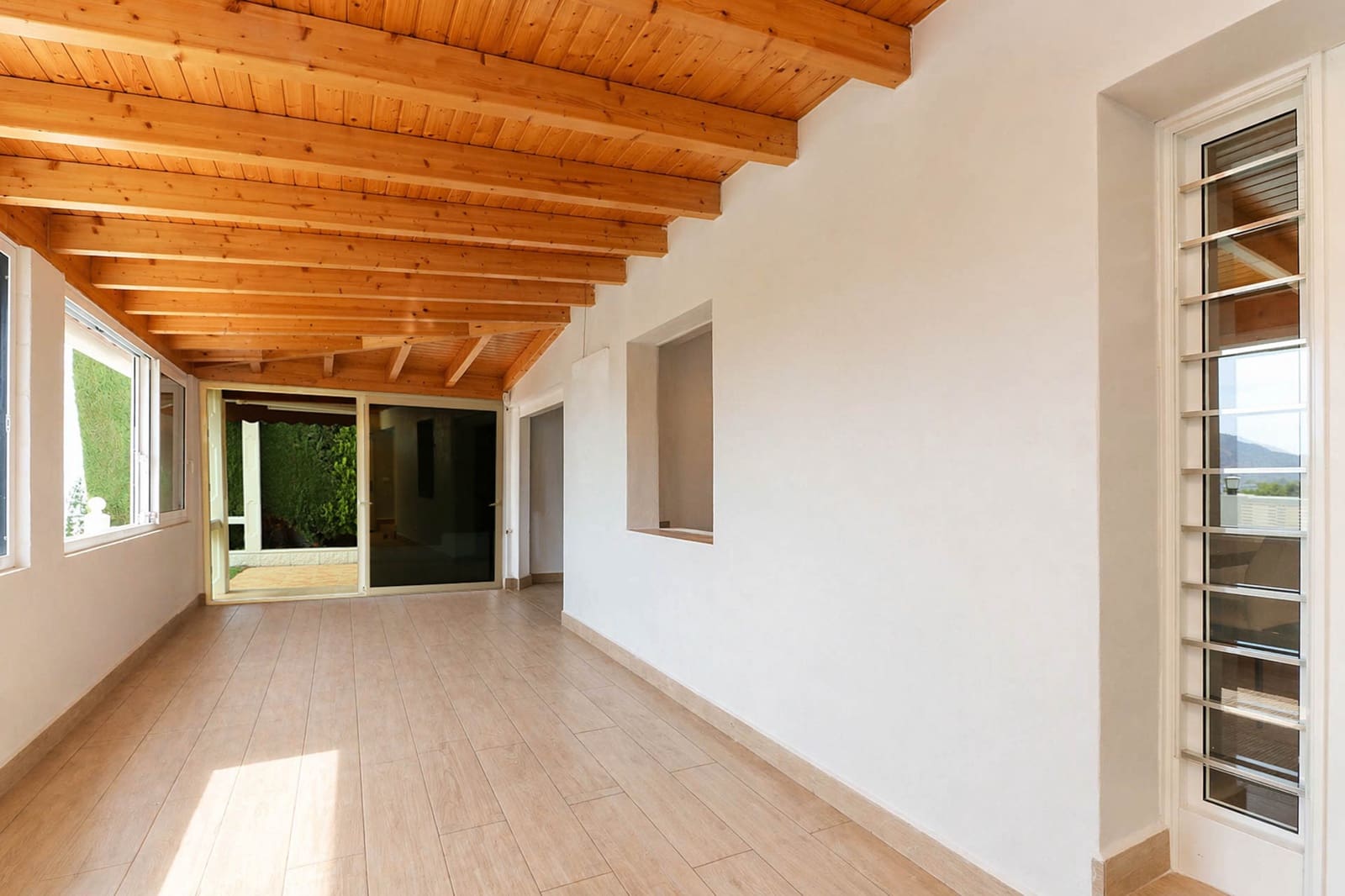 3 sovrum Villa att hyra i La Nucia med pool - 2 500 € (Ref: 9804777)