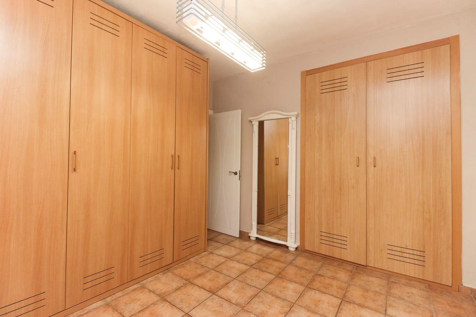 3 sovrum Villa att hyra i La Nucia med pool - 2 500 € (Ref: 9804777)