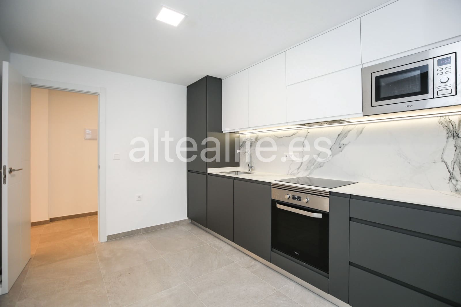 3 sypialnia Apartament na sprzedaż w Altea z garażem - 310 000 € (Ref: 9810868)