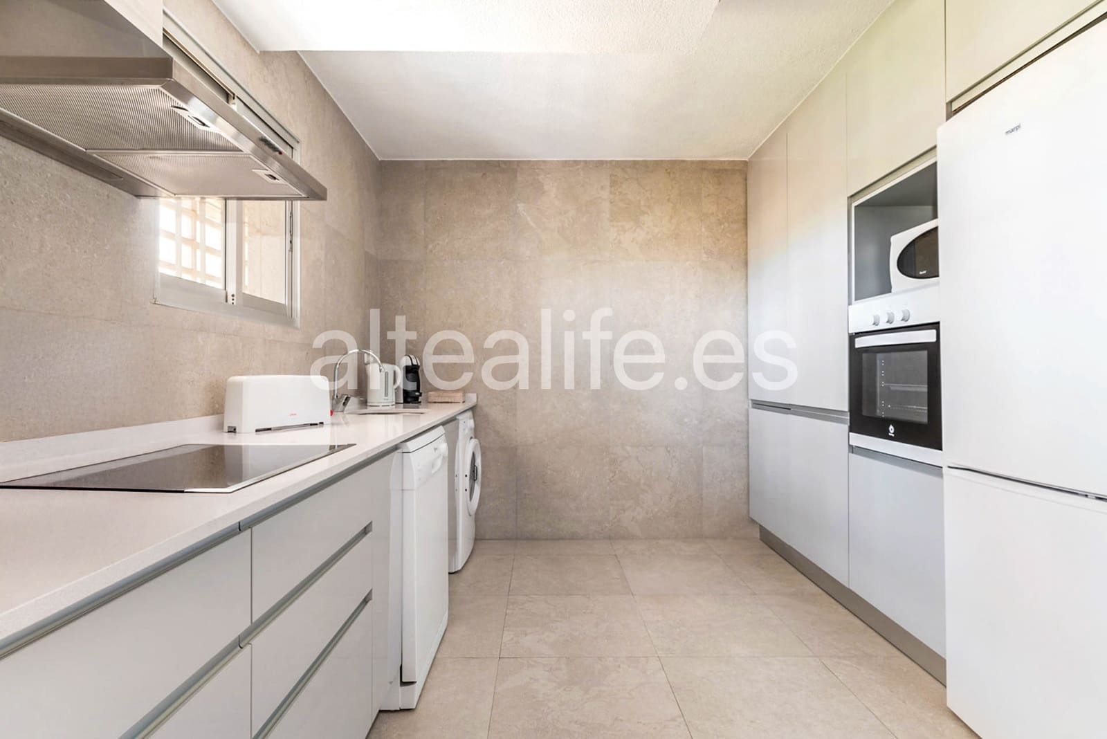 2 soverom Leilighet til salgs i Altea med svømmebasseng garasje - € 475 000 (Ref: 9844250)