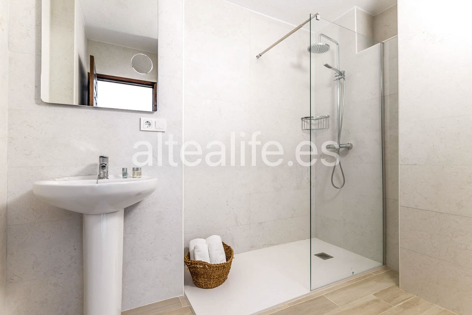 2 soverom Leilighet til salgs i Altea med svømmebasseng garasje - € 475 000 (Ref: 9844250)