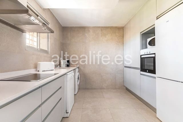 2 soverom Leilighet til salgs i Altea med svømmebasseng garasje - € 475 000 (Ref: 9844250)