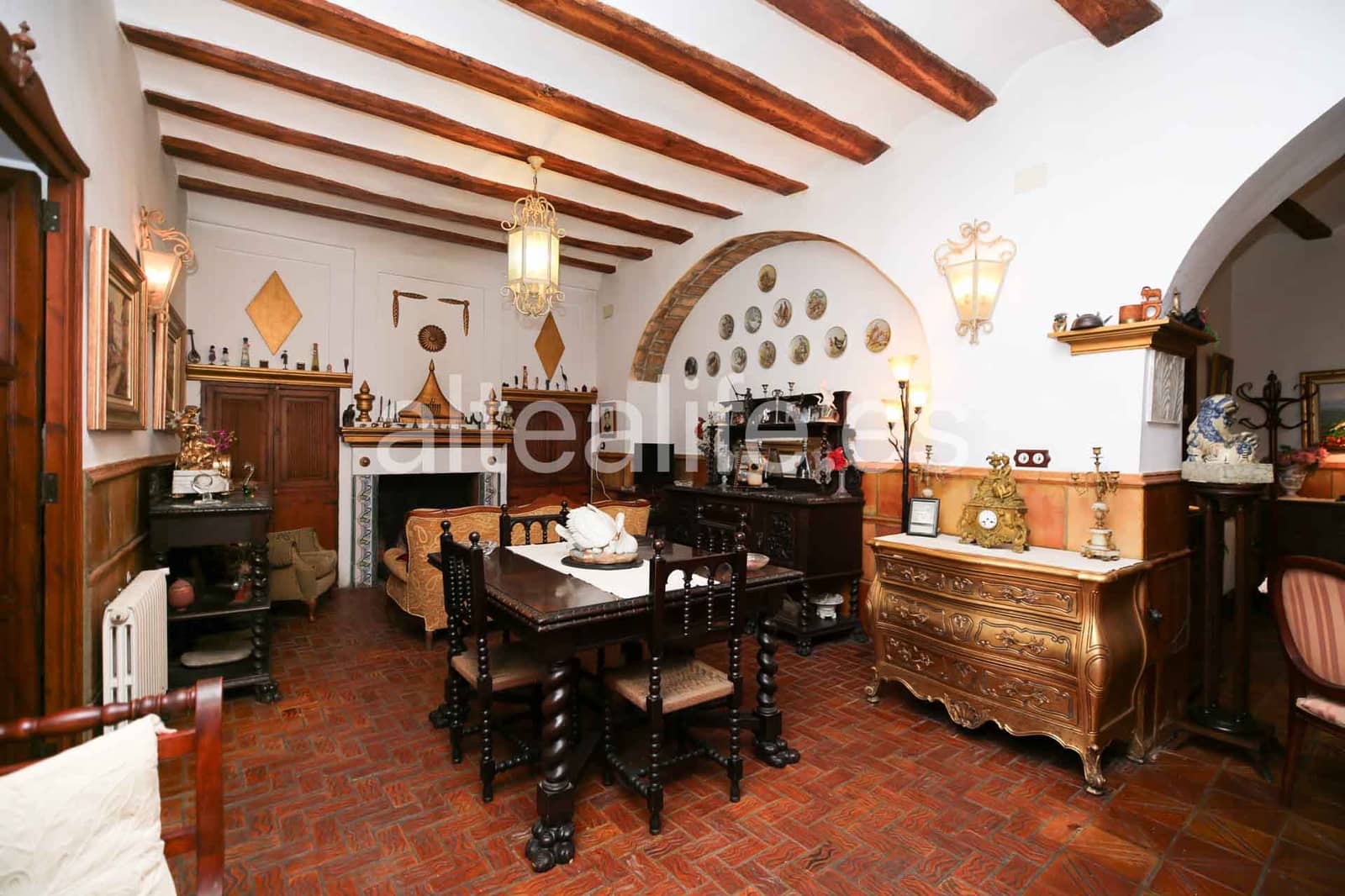 6 bedroom Townhouse for sale in Alqueria de la Comtessa - € 550,000 (Ref: 9844556)