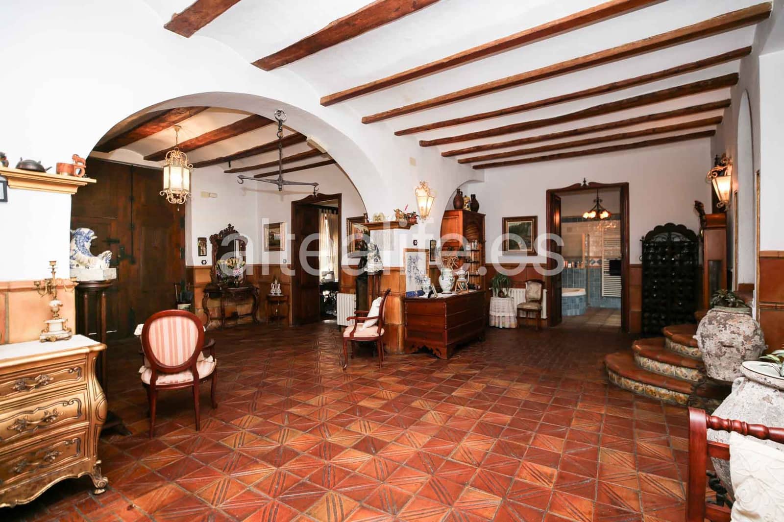 6 bedroom Townhouse for sale in Alqueria de la Comtessa - € 550,000 (Ref: 9844556)