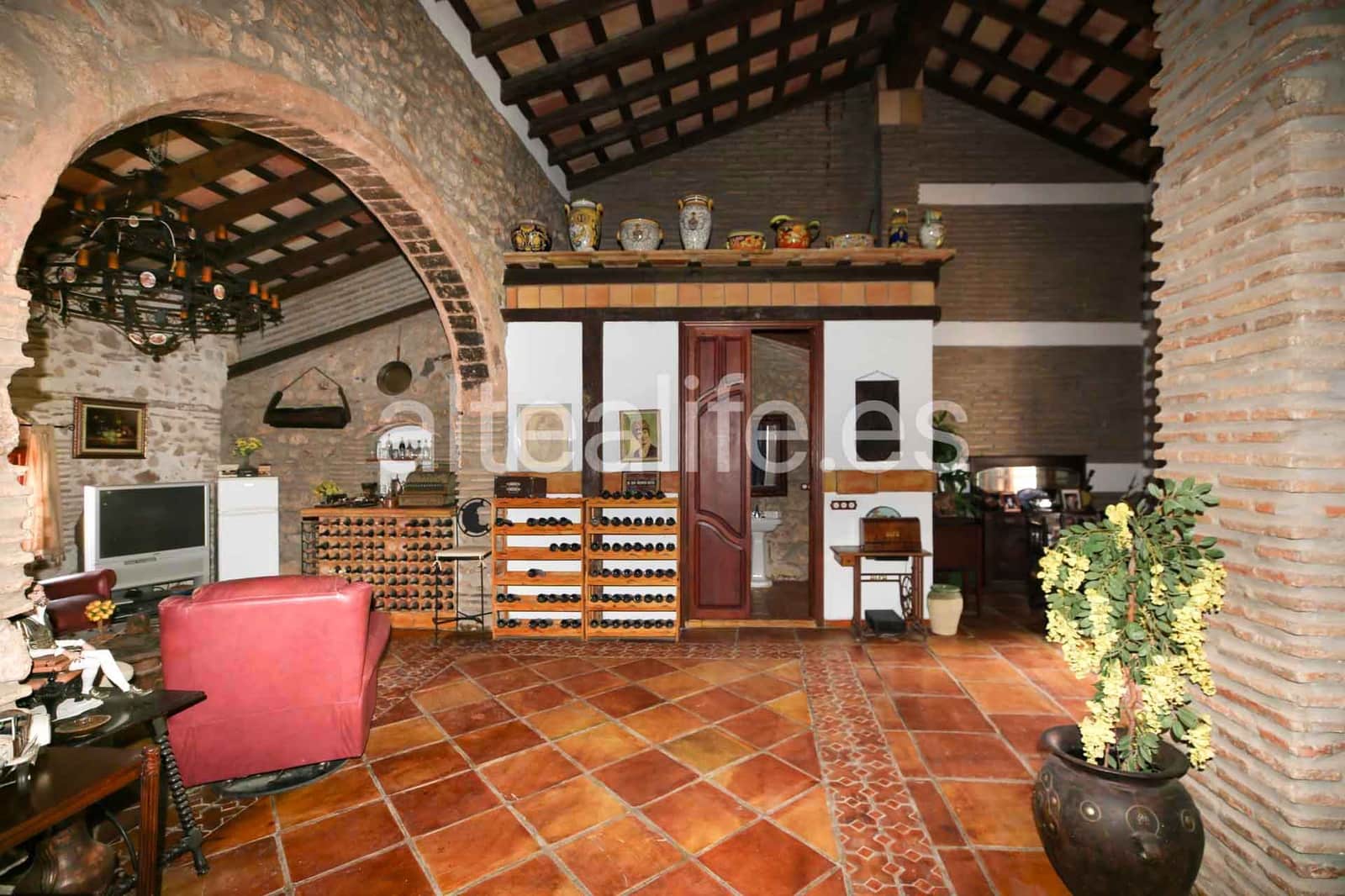 6 bedroom Townhouse for sale in Alqueria de la Comtessa - € 550,000 (Ref: 9844556)