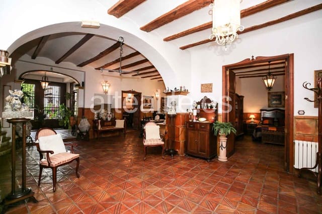 6 slaapkamer Huis te koop in Gandia - € 550.000 (Ref: 9844556)