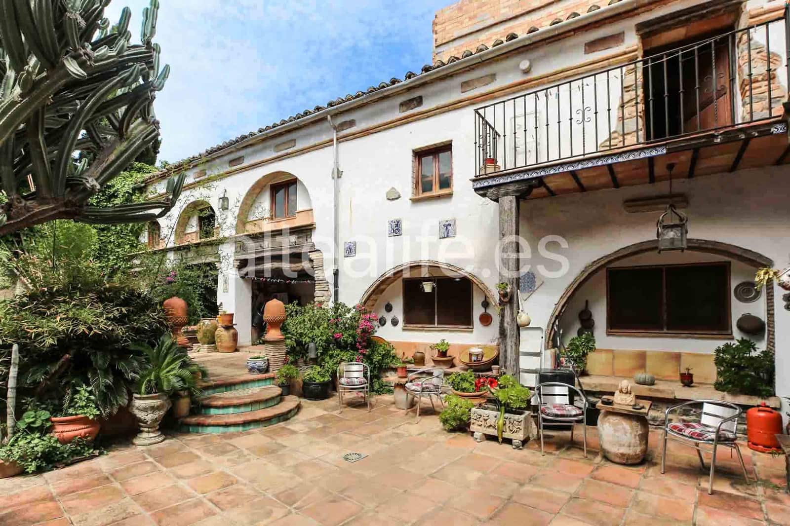 6 bedroom Townhouse for sale in Alqueria de la Comtessa - € 550,000 (Ref: 9844556)