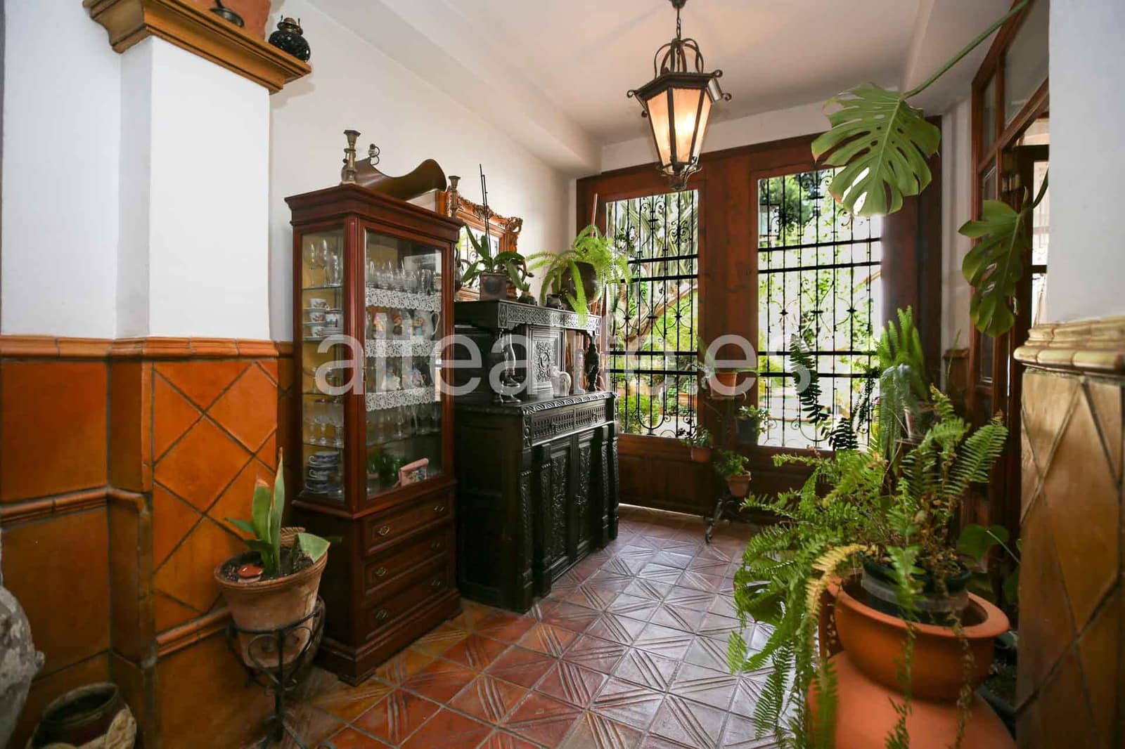 6 bedroom Townhouse for sale in Alqueria de la Comtessa - € 550,000 (Ref: 9844556)