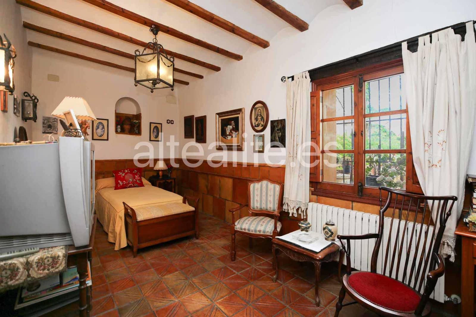 6 bedroom Townhouse for sale in Alqueria de la Comtessa - € 550,000 (Ref: 9844556)