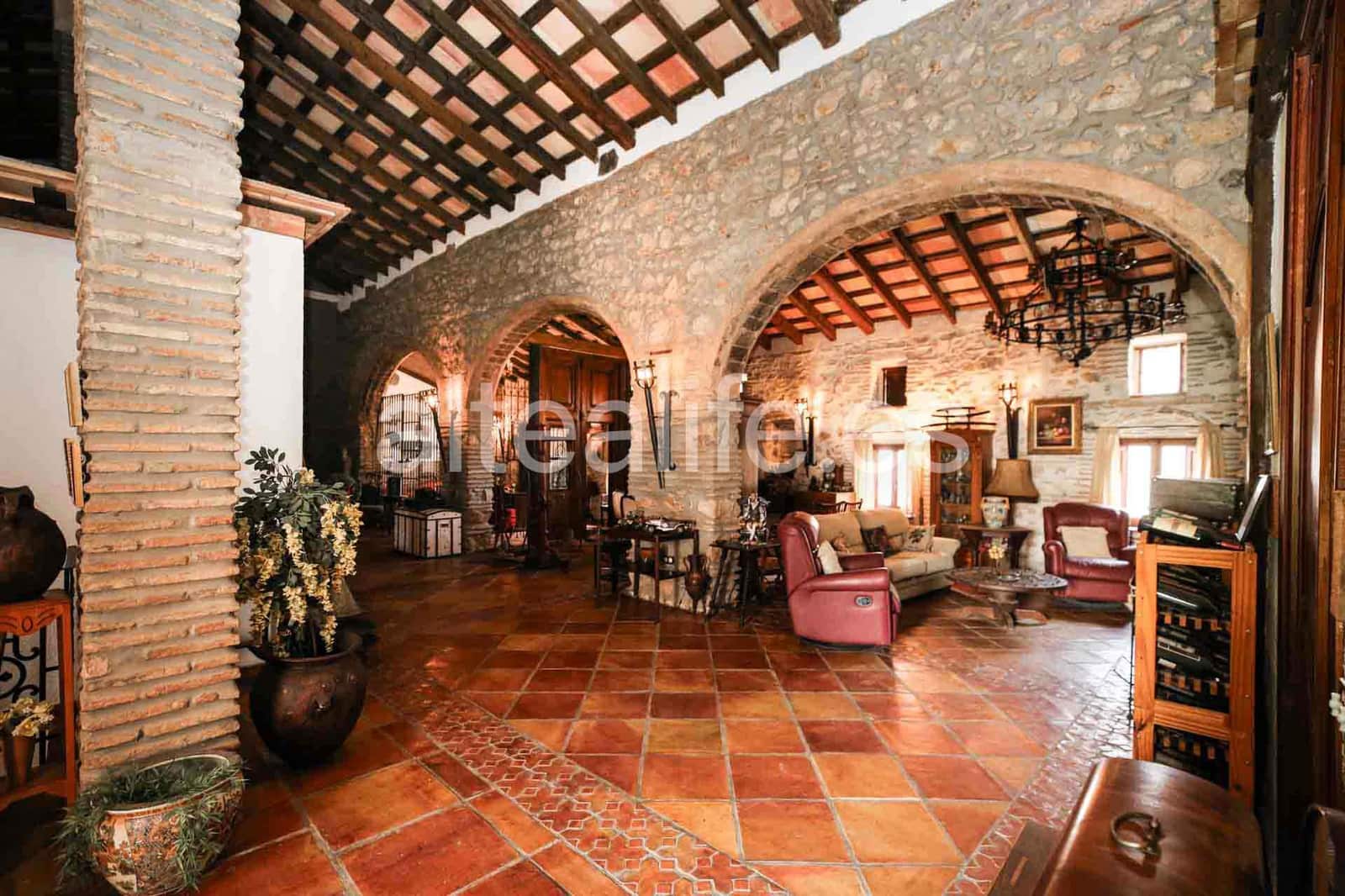 6 bedroom Townhouse for sale in Alqueria de la Comtessa - € 550,000 (Ref: 9844556)