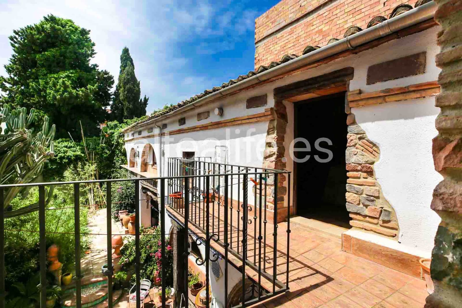 6 bedroom Townhouse for sale in Alqueria de la Comtessa - € 550,000 (Ref: 9844556)