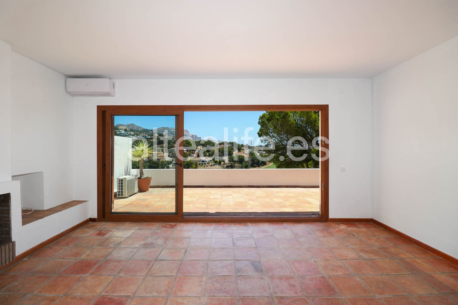 1 bedroom Apartment for rent in Altea with pool - € 1,200 (Ref: 9848330)