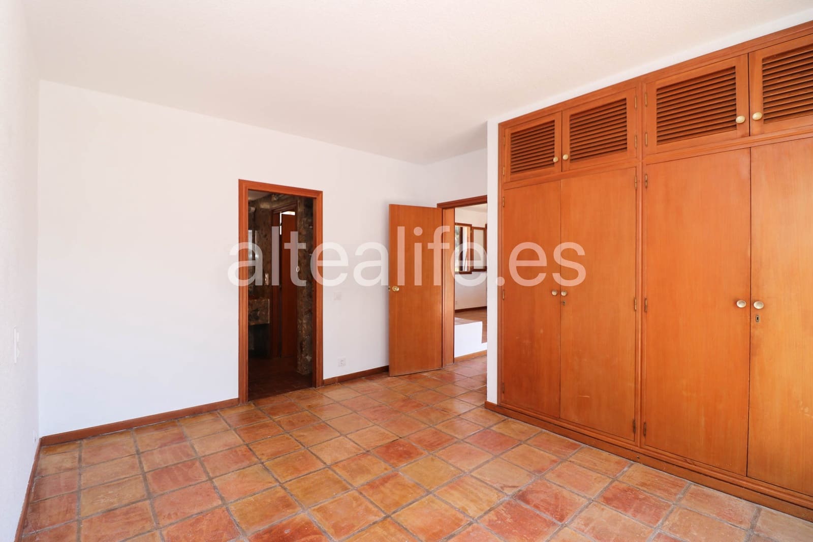 1 bedroom Apartment for rent in Altea with pool - € 1,200 (Ref: 9848330)