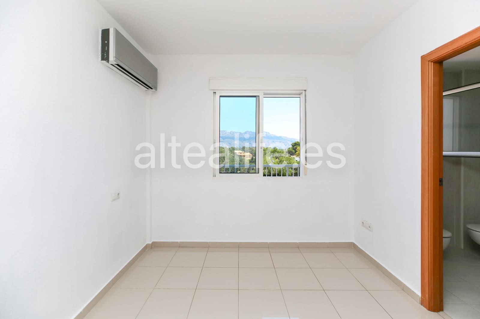 3 sypialnia Apartament na sprzedaż w Alfaz del Pi / L'Alfas del Pi - 225 000 € (Ref: 9854548)