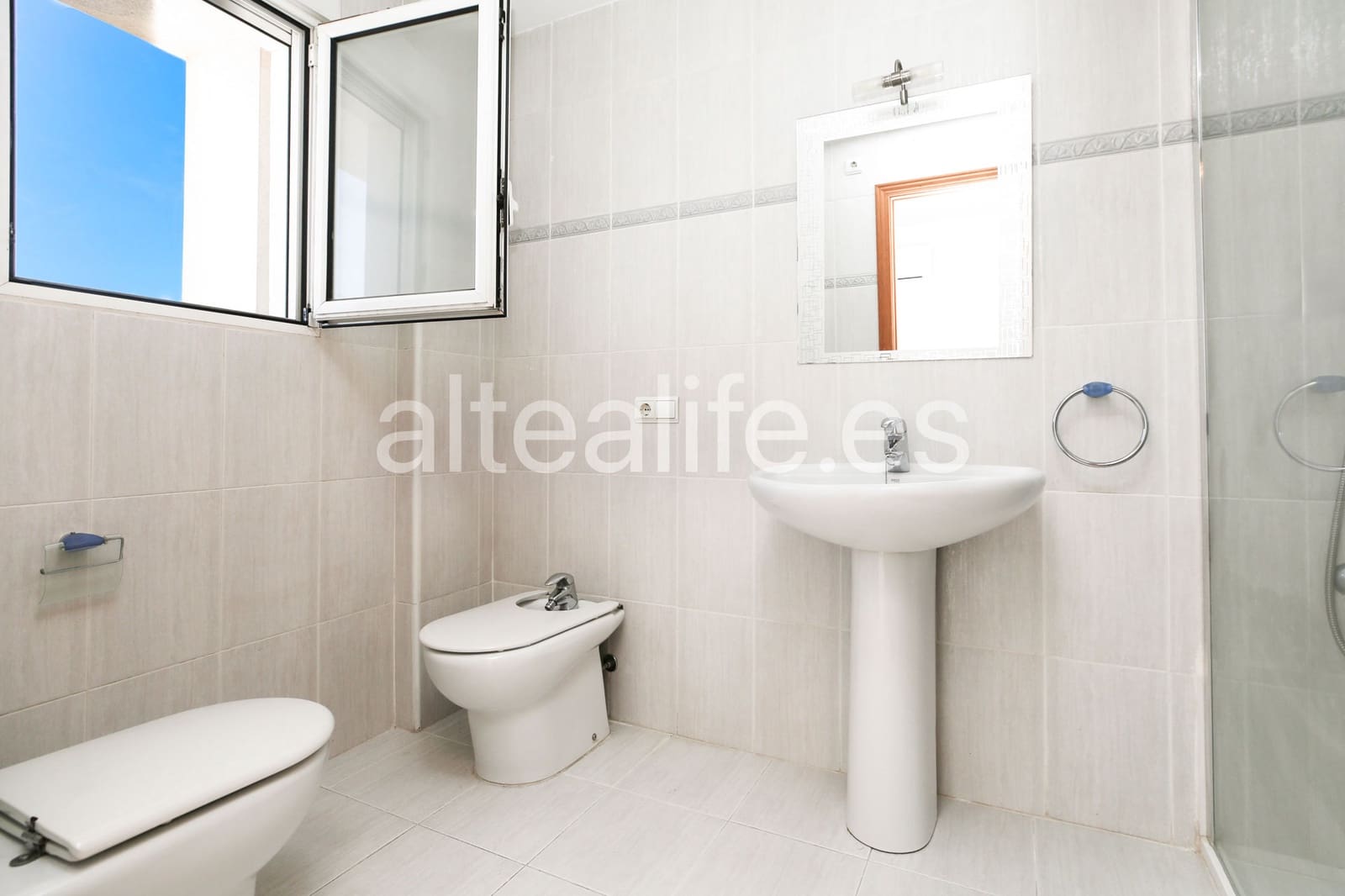 3 sypialnia Apartament na sprzedaż w Alfaz del Pi / L'Alfas del Pi - 225 000 € (Ref: 9854548)