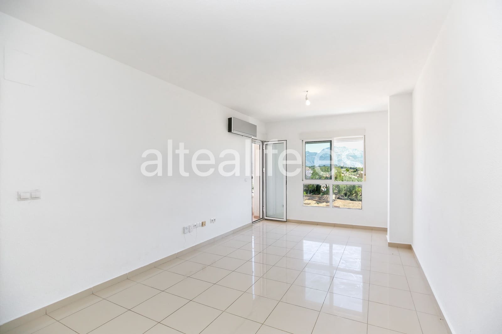 3 sypialnia Apartament na sprzedaż w Alfaz del Pi / L'Alfas del Pi - 225 000 € (Ref: 9854548)