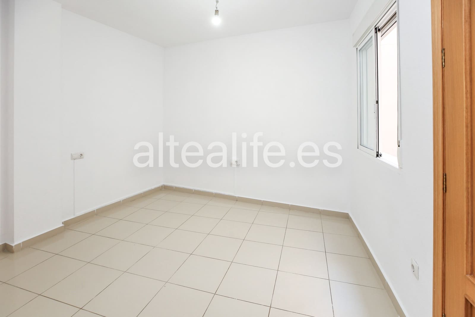 3 sypialnia Apartament na sprzedaż w Alfaz del Pi / L'Alfas del Pi - 225 000 € (Ref: 9854548)