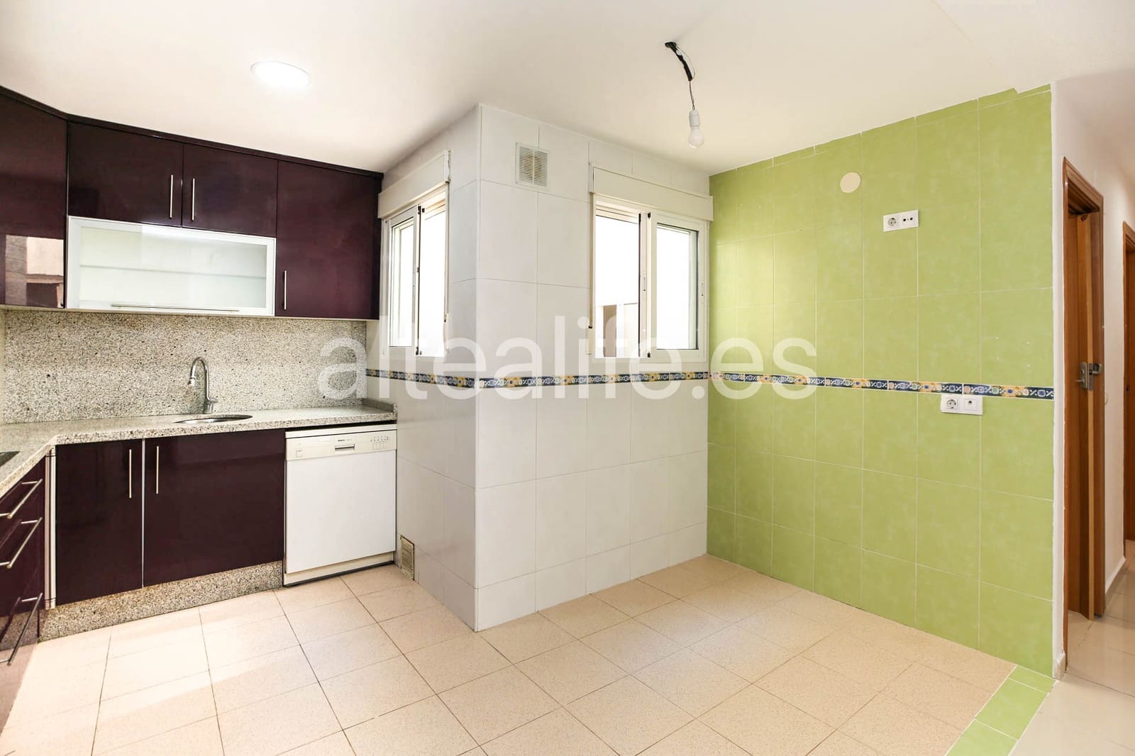 3 sypialnia Apartament na sprzedaż w Alfaz del Pi / L'Alfas del Pi - 225 000 € (Ref: 9854548)