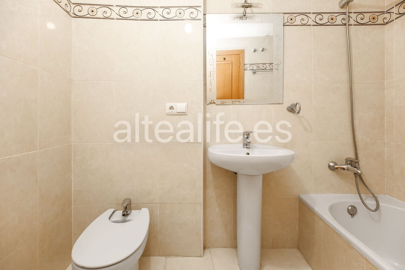 3 sypialnia Apartament na sprzedaż w Alfaz del Pi / L'Alfas del Pi - 225 000 € (Ref: 9854548)