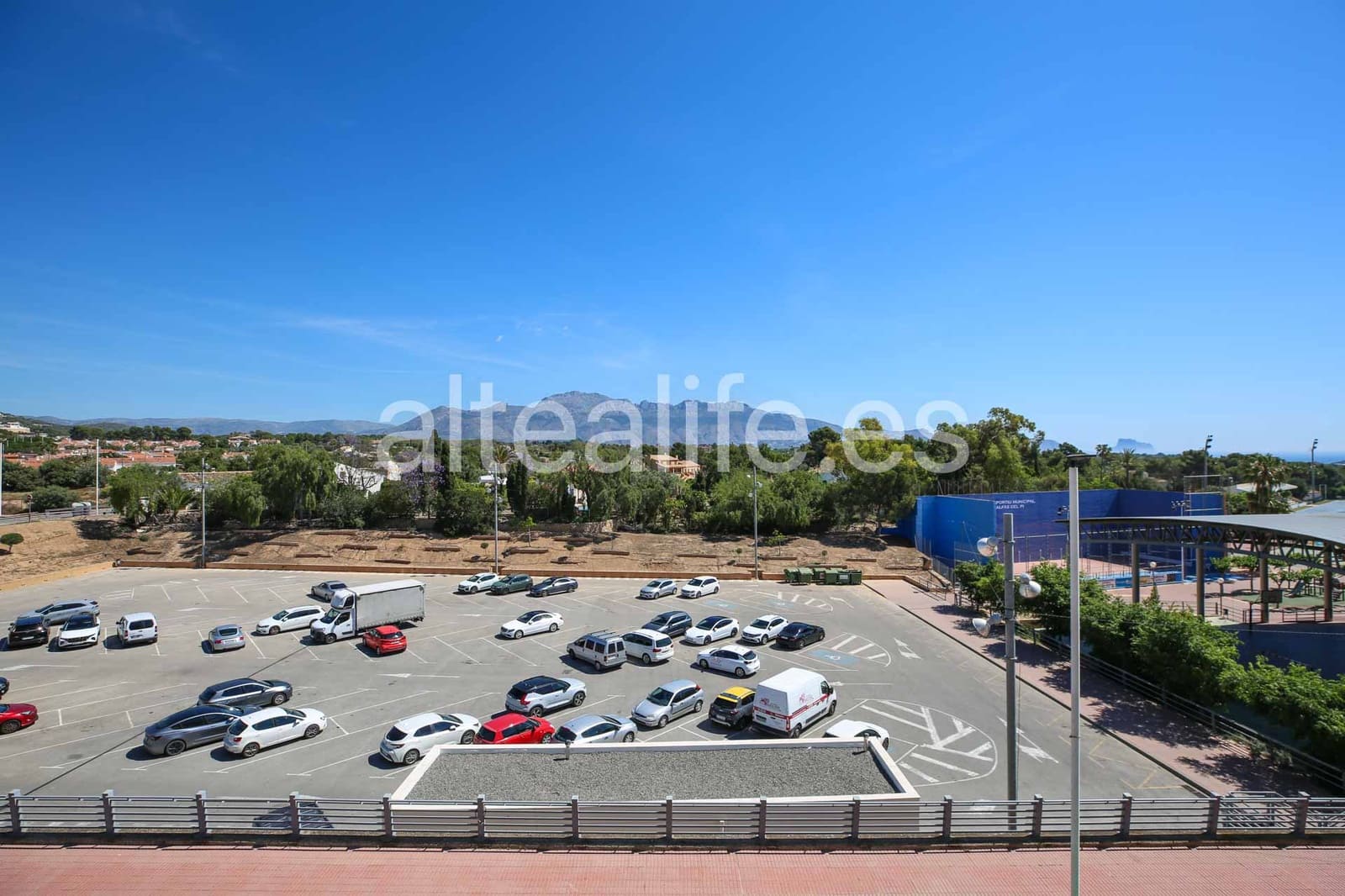 3 sypialnia Apartament na sprzedaż w Alfaz del Pi / L'Alfas del Pi - 225 000 € (Ref: 9854548)