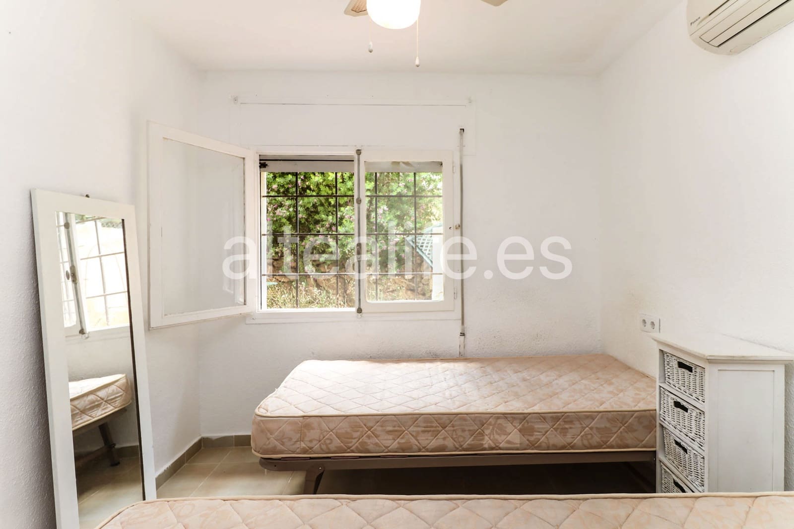 4 bedroom Townhouse for sale in La Nucia with garage - € 460,000 (Ref: 9863720)