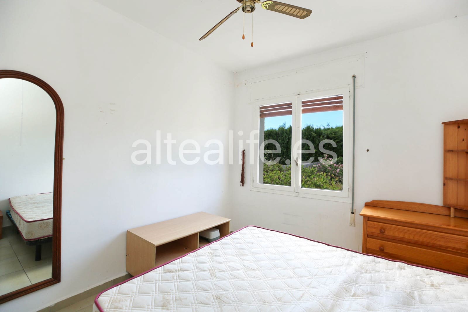 4 bedroom Townhouse for sale in La Nucia with garage - € 460,000 (Ref: 9863720)