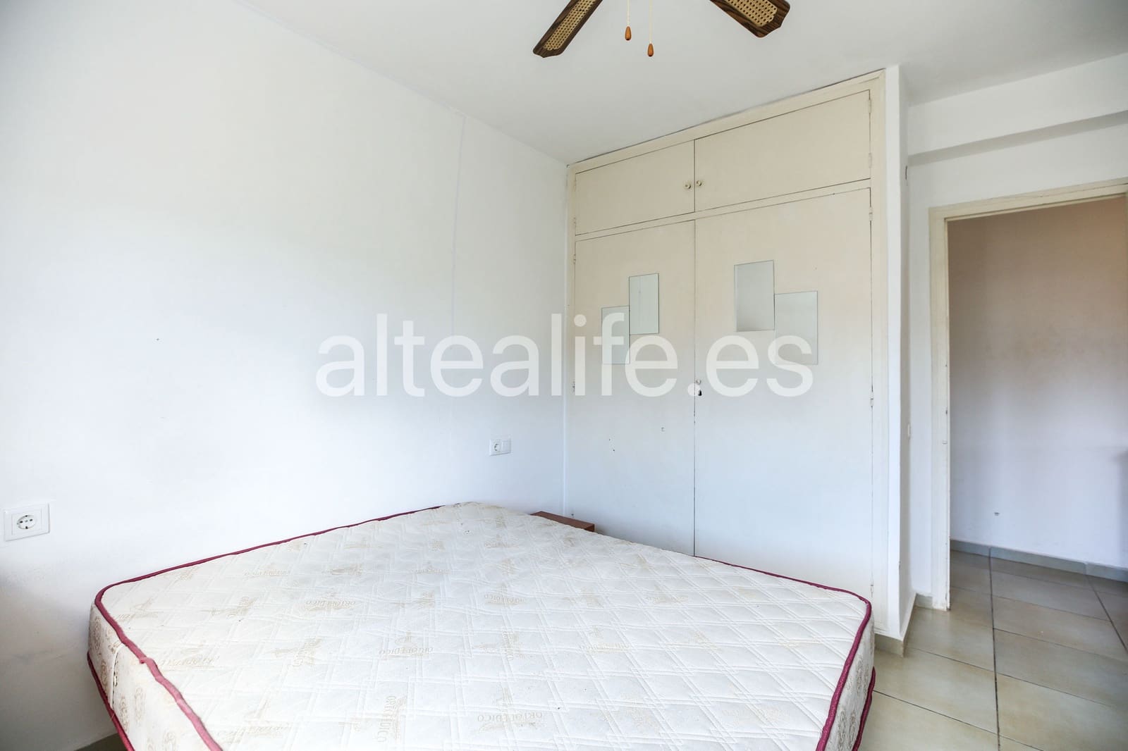 4 bedroom Townhouse for sale in La Nucia with garage - € 460,000 (Ref: 9863720)