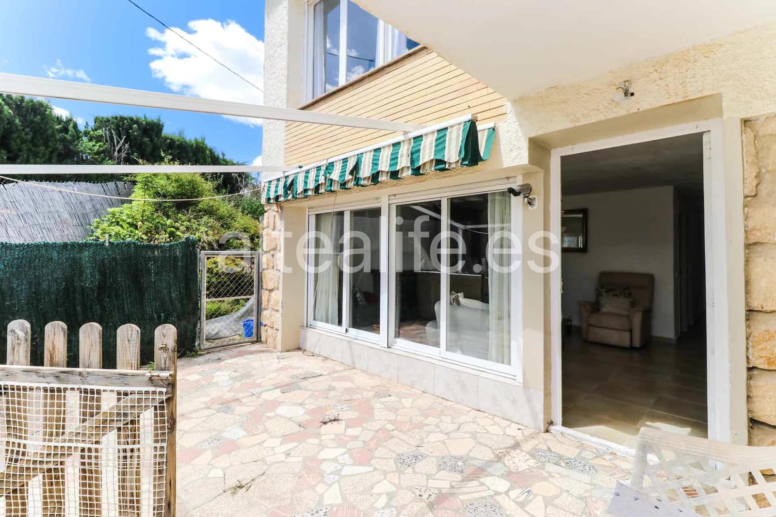 4 bedroom Townhouse for sale in La Nucia with garage - € 460,000 (Ref: 9863720)