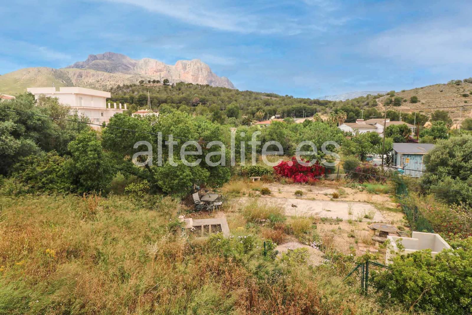 4 bedroom Townhouse for sale in La Nucia with garage - € 460,000 (Ref: 9863720)