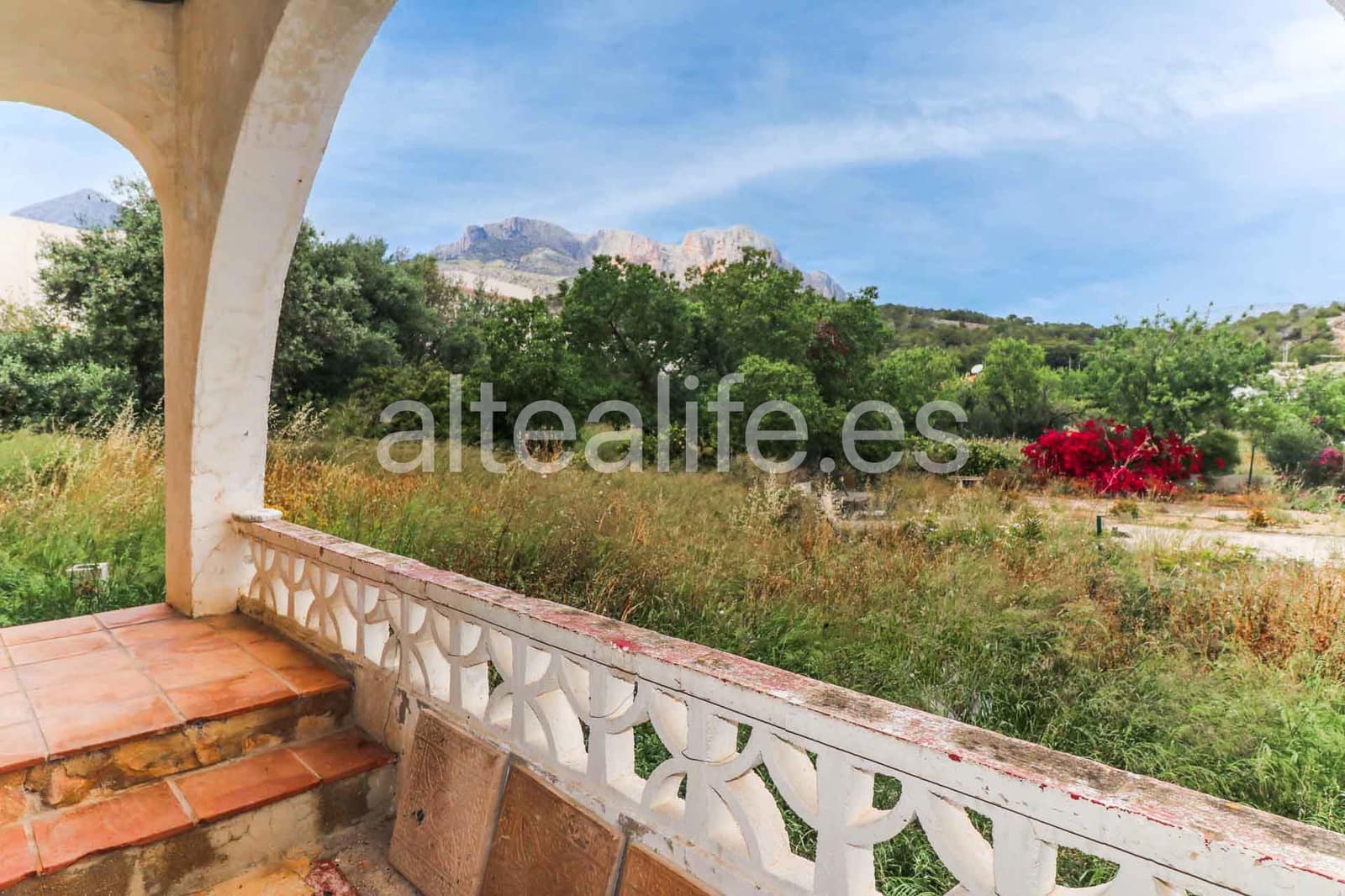 4 bedroom Townhouse for sale in La Nucia with garage - € 460,000 (Ref: 9863720)