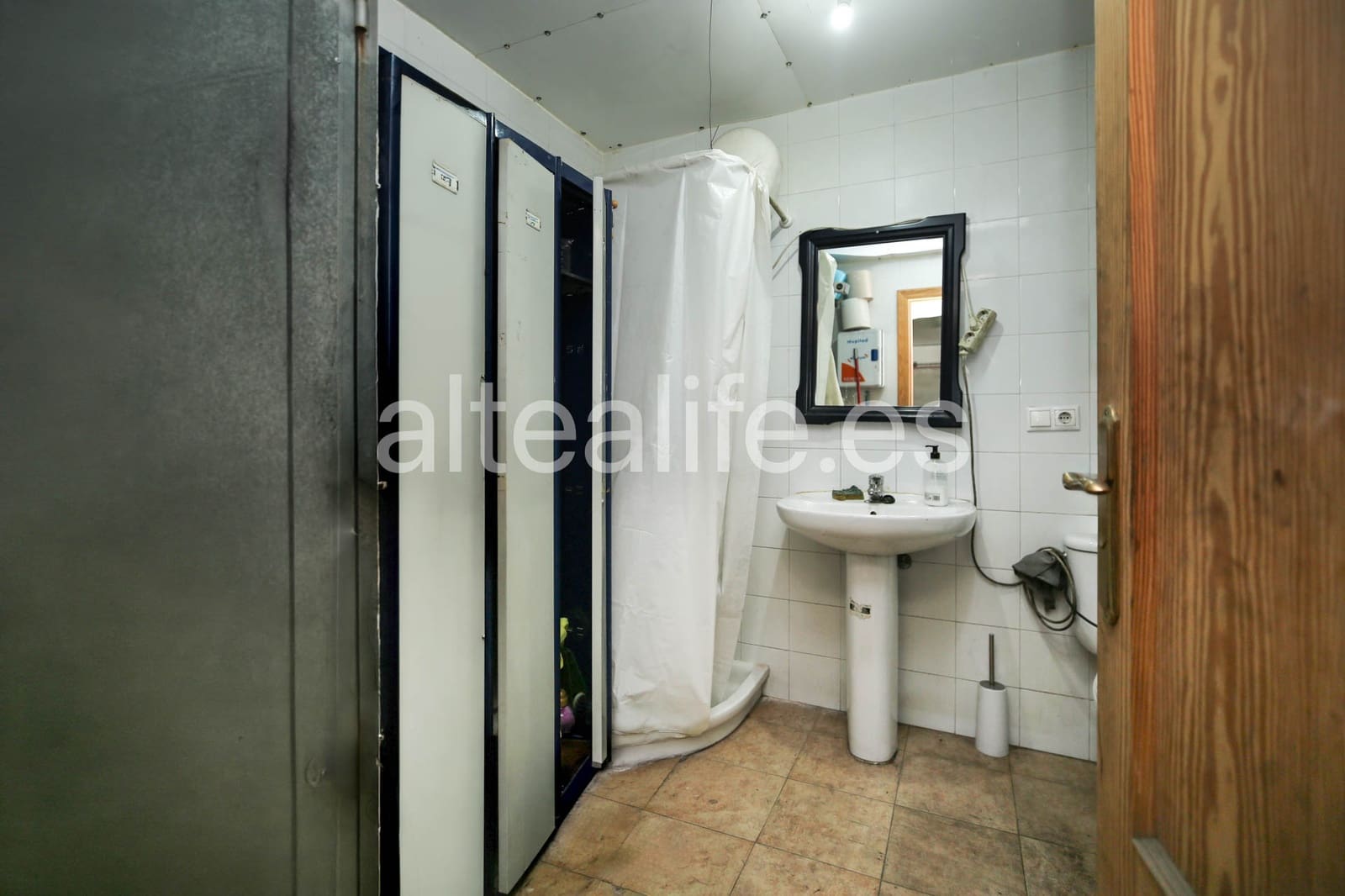 1 bedroom Commercial for sale in Polop - € 250,000 (Ref: 9877559)