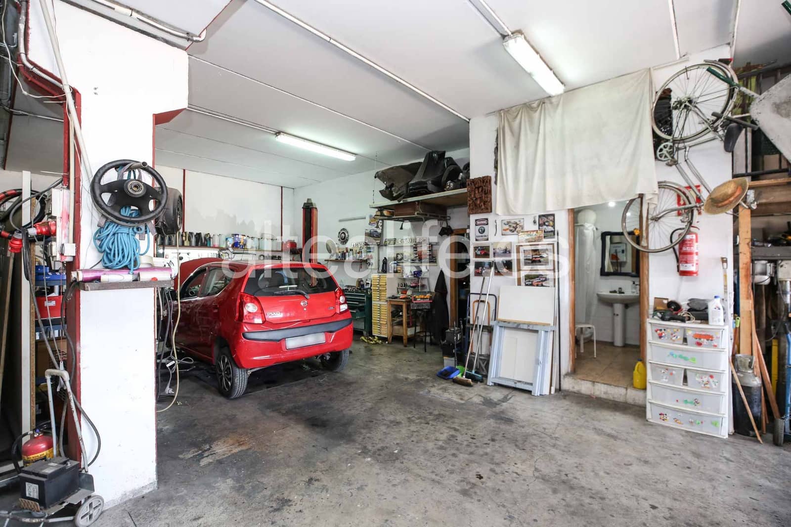 1 bedroom Commercial for sale in Polop - € 250,000 (Ref: 9877559)