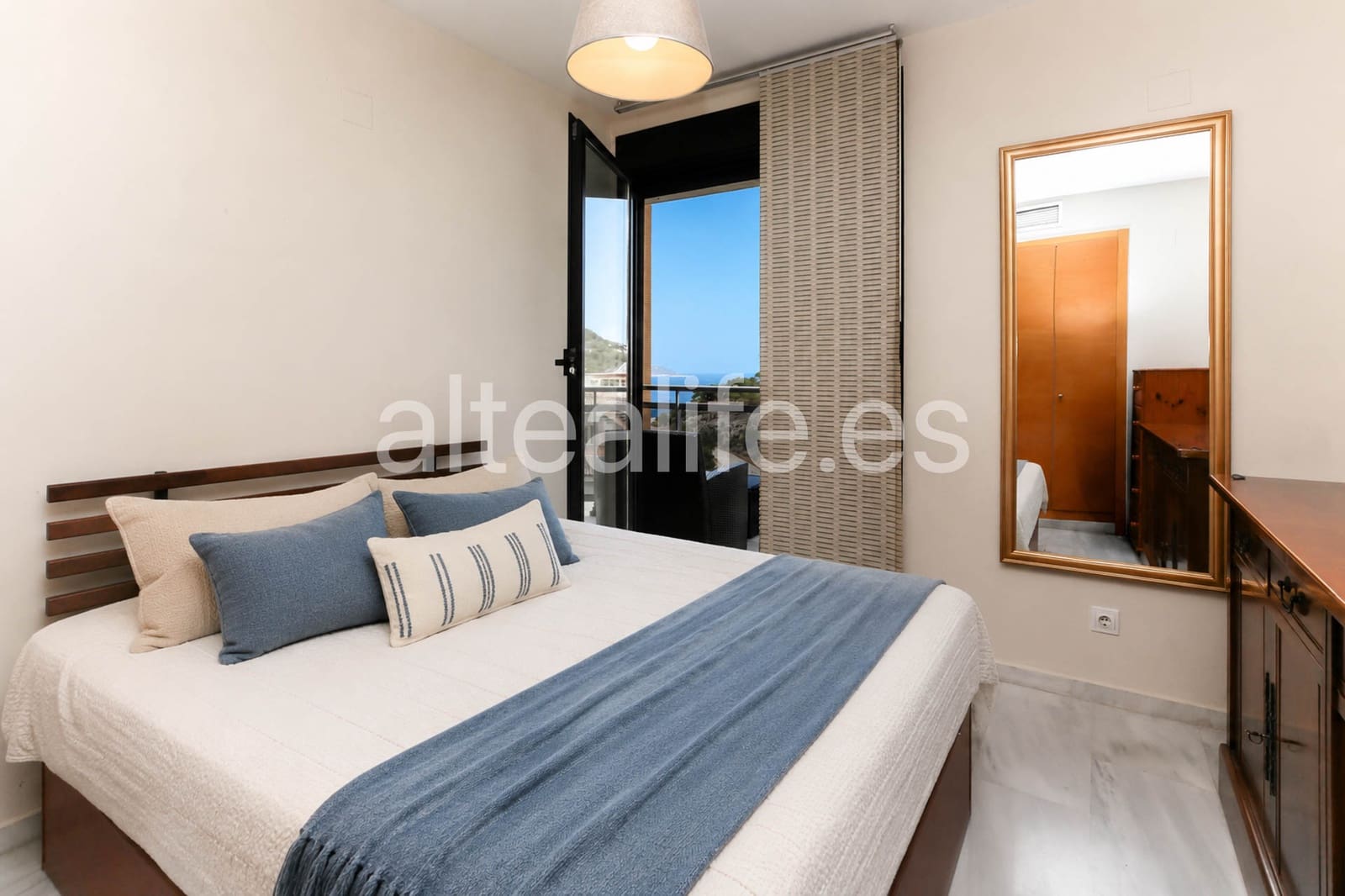 2 soverom Leilighet til salgs i La Villajoyosa / Vila Joiosa med svømmebasseng garasje - € 355 000 (Ref: 9898353)