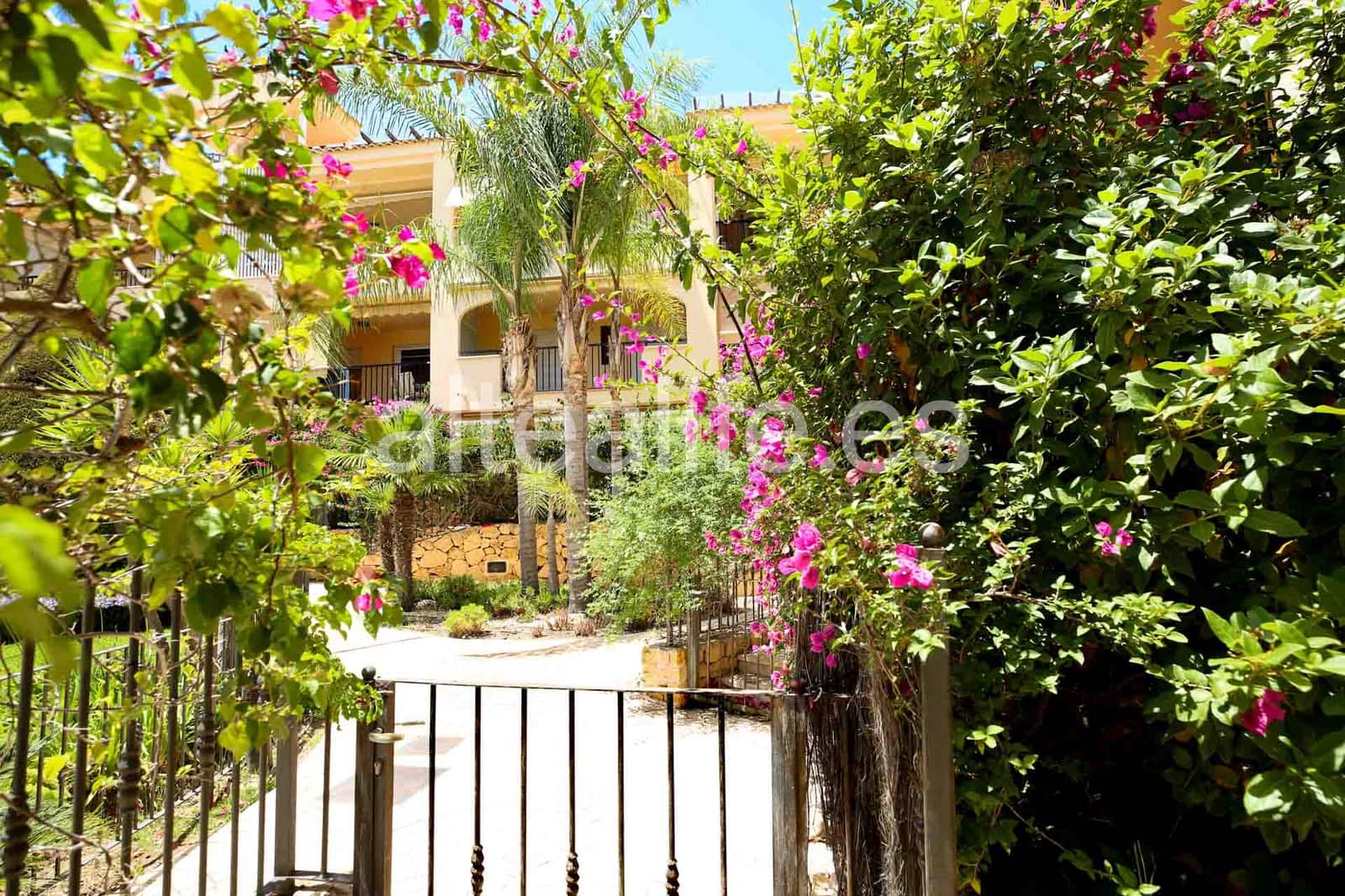 1 soveværelse Lejlighed til salg i Altea med swimmingpool garage - € 250.000 (Ref: 9932121)