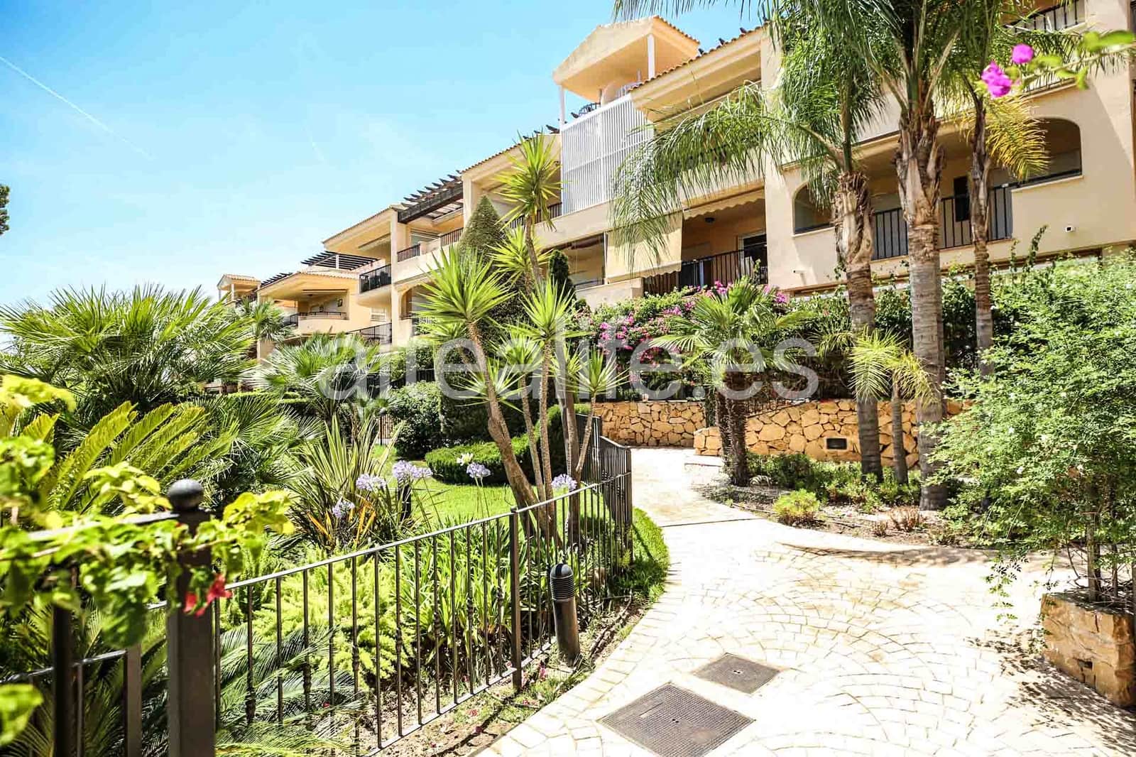 1 soveværelse Lejlighed til salg i Altea med swimmingpool garage - € 250.000 (Ref: 9932121)