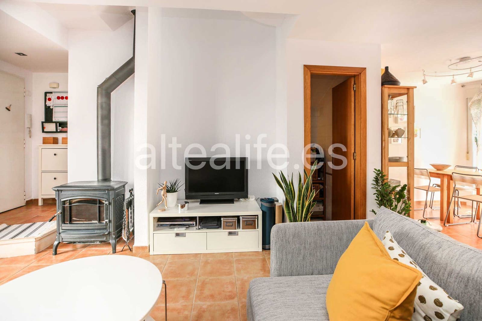 2 bedroom Bungalow for sale in La Nucia with pool garage - € 259,000 (Ref: 9937057)