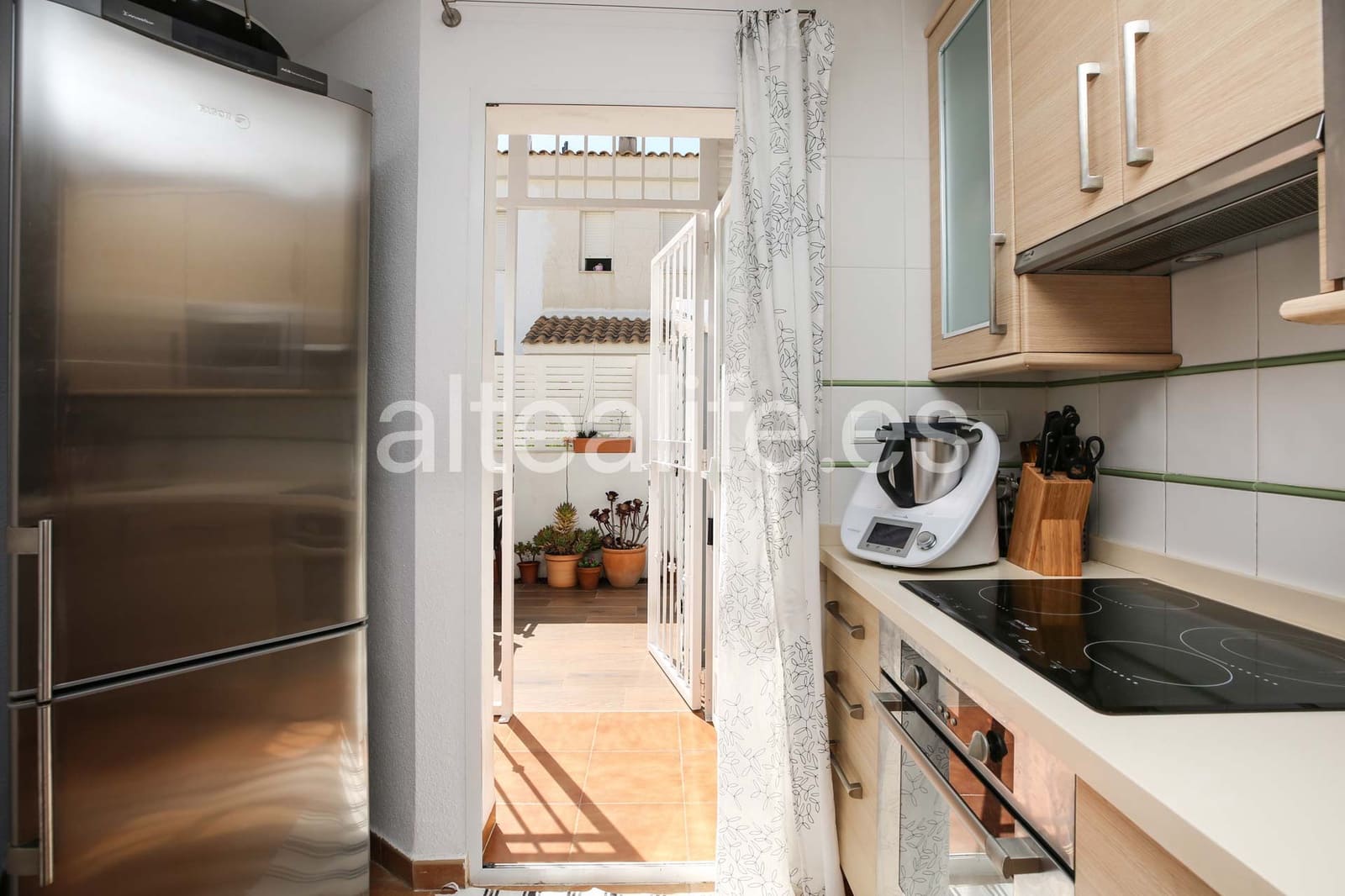 2 bedroom Bungalow for sale in La Nucia with pool garage - € 259,000 (Ref: 9937057)