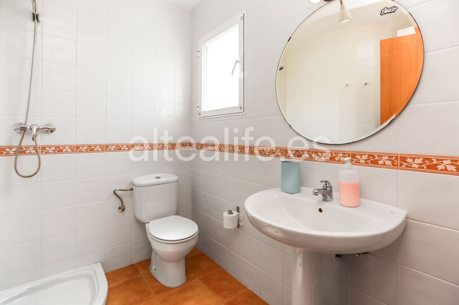 2 bedroom Bungalow for sale in La Nucia with pool garage - € 259,000 (Ref: 9937057)