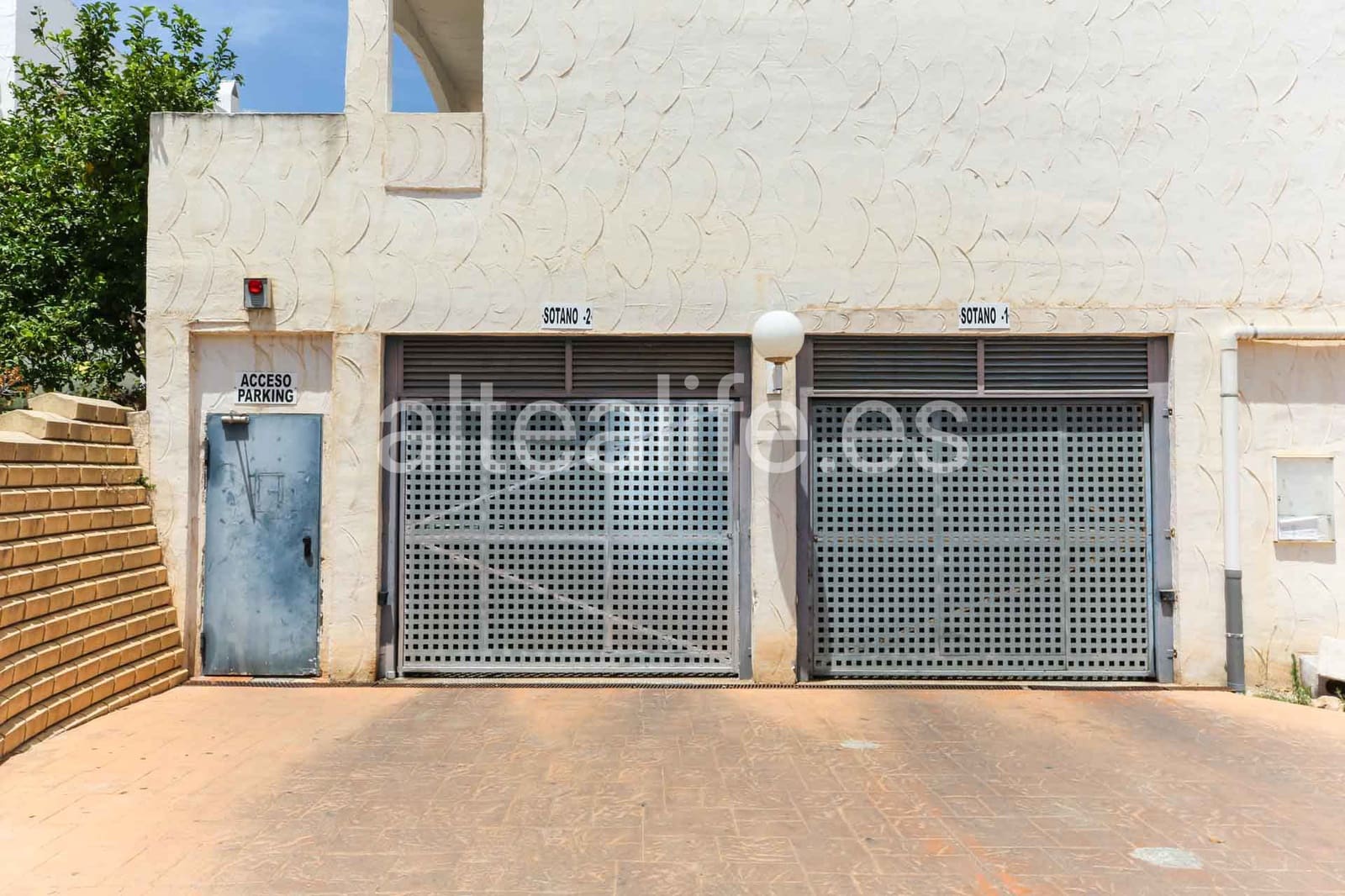 2 bedroom Bungalow for sale in La Nucia with pool garage - € 259,000 (Ref: 9937057)