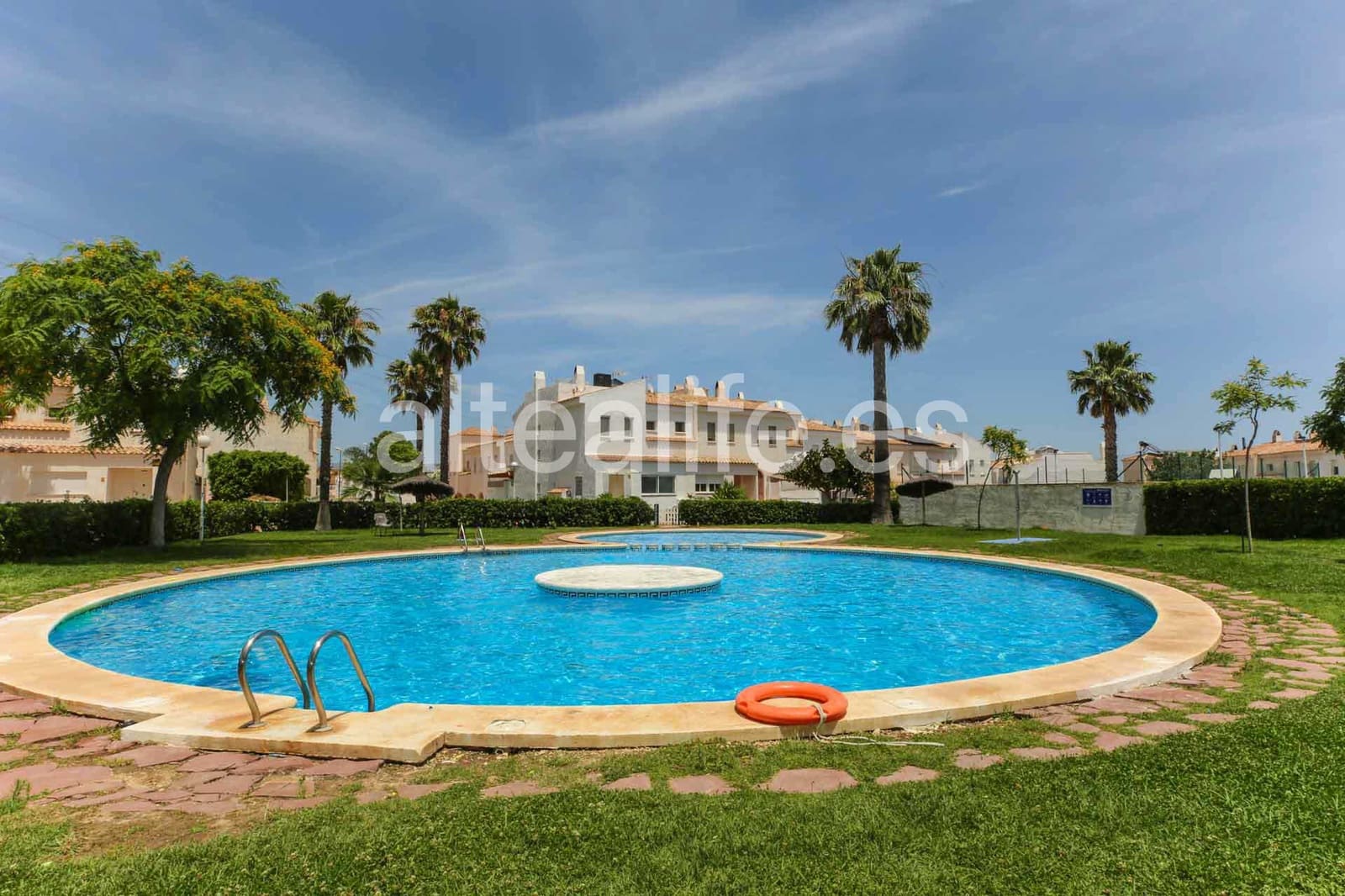 2 bedroom Bungalow for sale in La Nucia with pool garage - € 259,000 (Ref: 9937057)