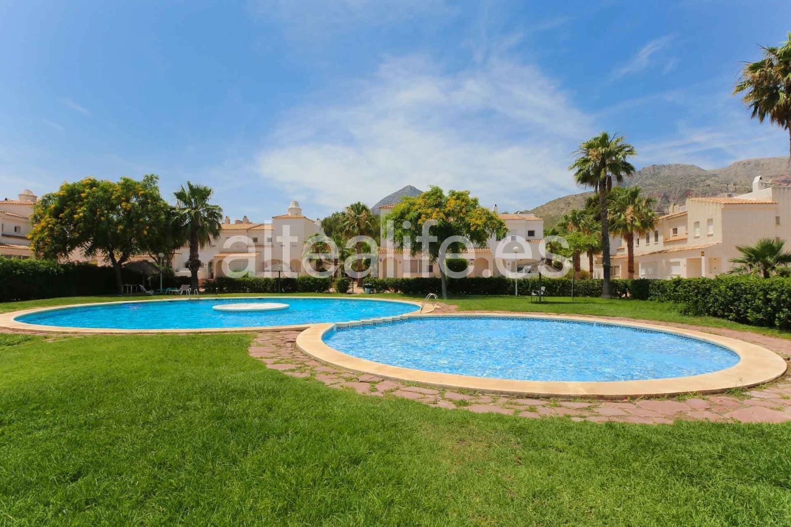 2 bedroom Bungalow for sale in La Nucia with pool garage - € 259,000 (Ref: 9937057)